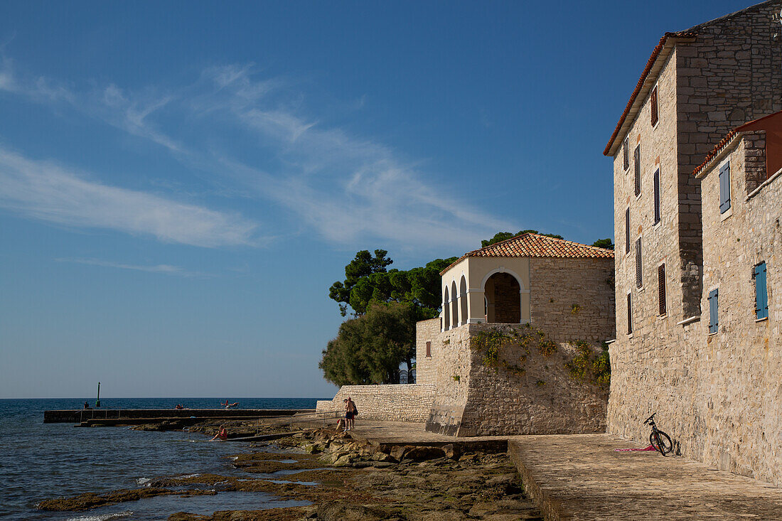 Belvedere Historical Site, dating from 1649, Old Town, Novigrad, Croatia, Europe