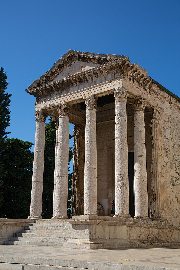 Augustus-Tempel, 2 n. Chr., Forum-Platz, Altstadt, Pula, Kroatien, Europa