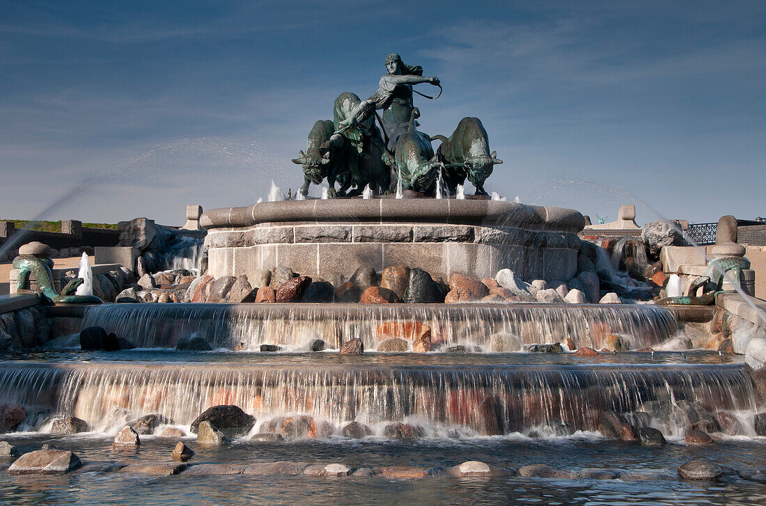 Der Gefion-Brunnen (Gefionspringvandet), Kopenhagen, Dänemark, Europa