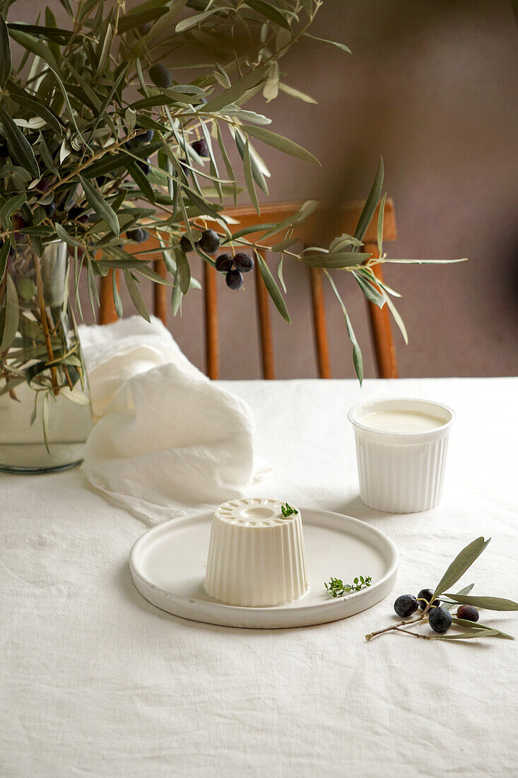 Cream cheese from Burgos, Spanish white cheese. Natural linen tablecloth