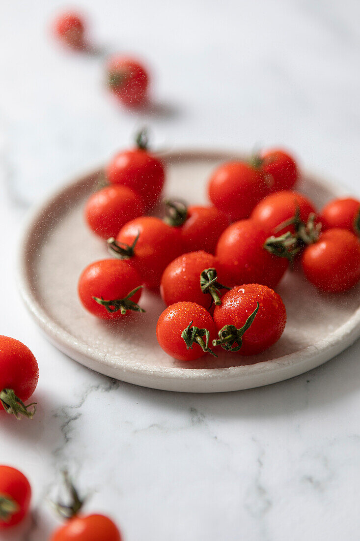 Cherry tomatoes and water droplets