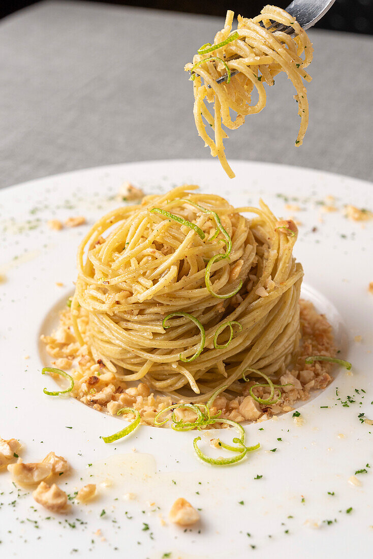 Fresh taglierini with Hazenut butter