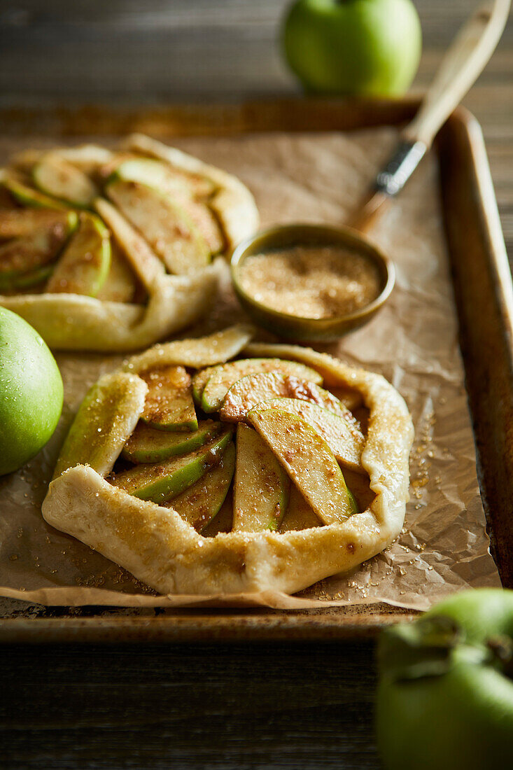 Apple galettes with green apples