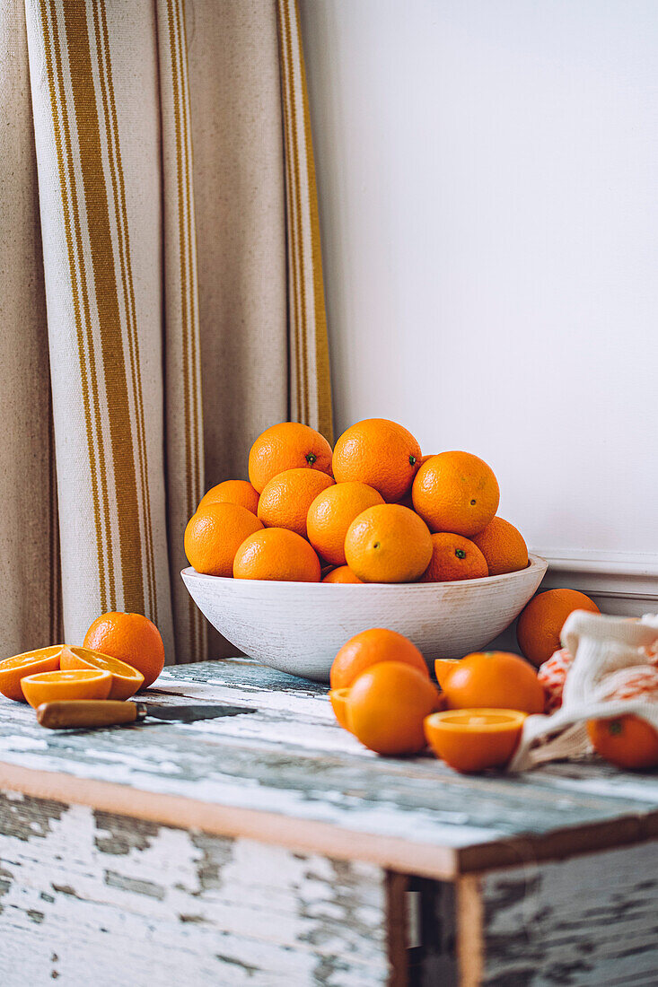 Oranges in a bowl