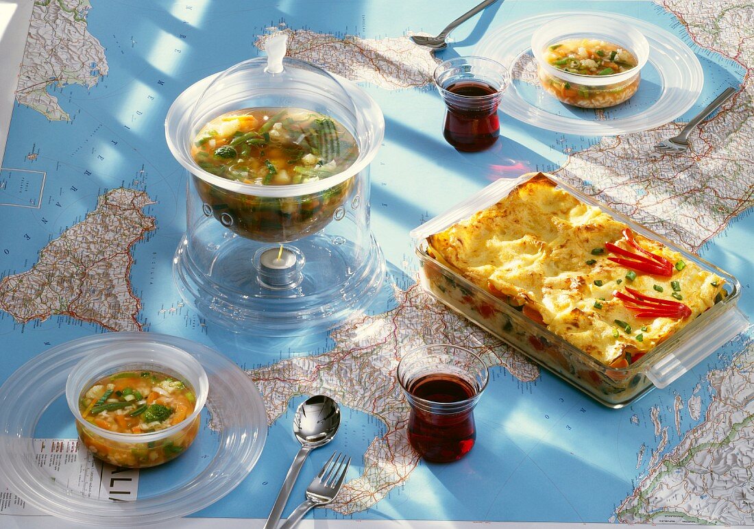 Minestrone e lasagne (vegetable soup and pasta bake, Italy)