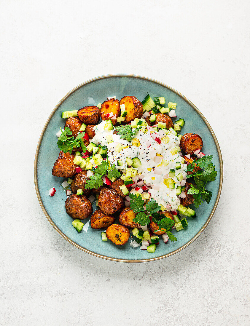 Roast potato salad with vegetables from the Airfryer