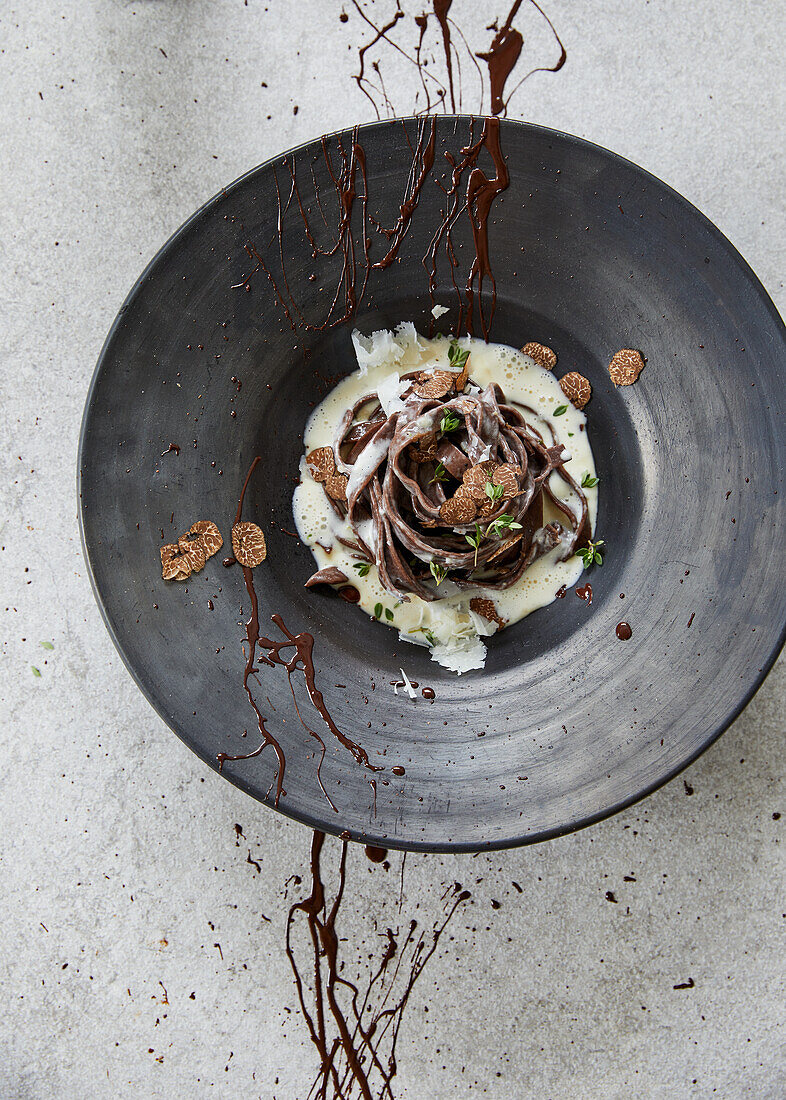 Chocolate tagliatelle with truffle cream