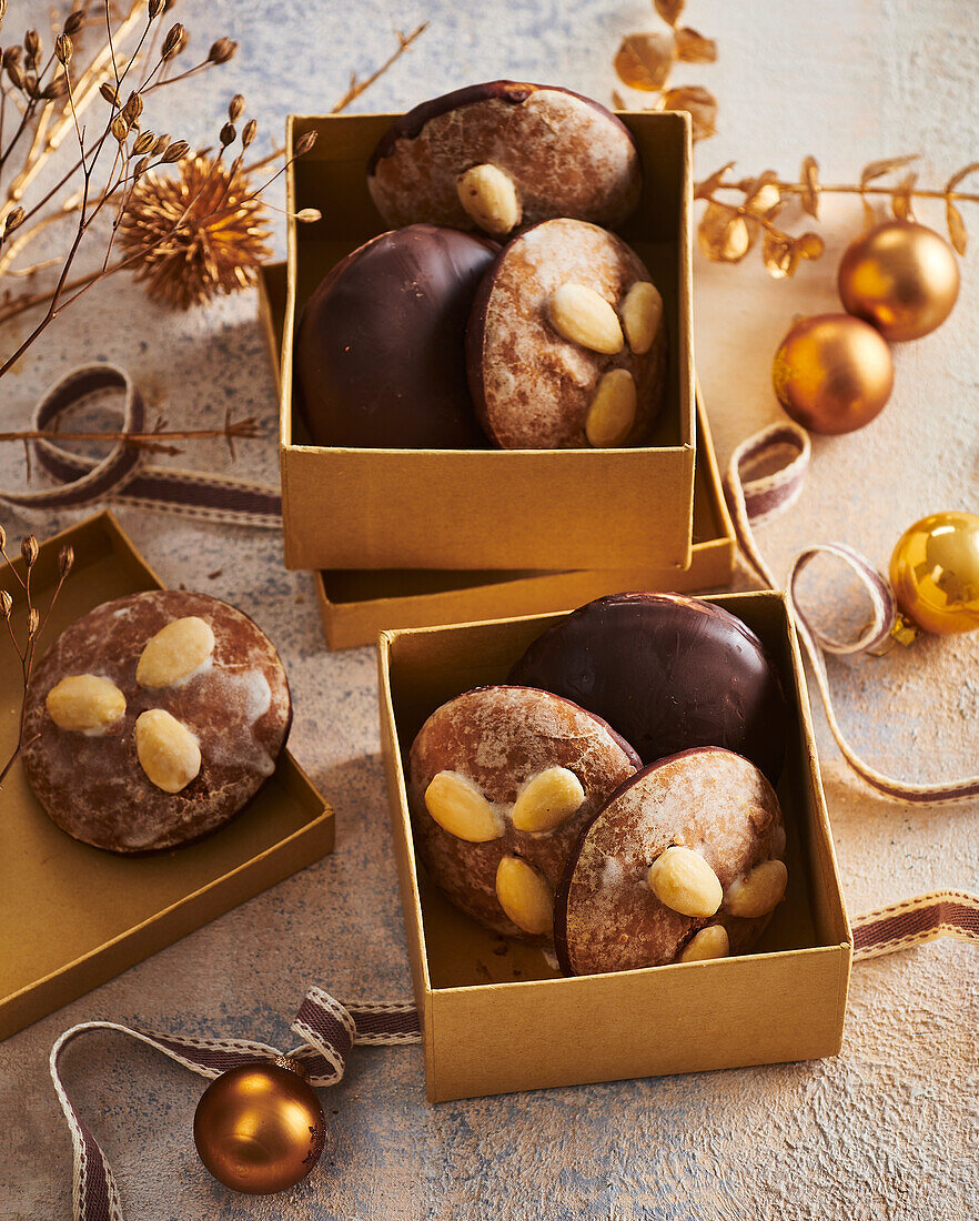 Nuremberg gingerbread with chocolate icing and almonds