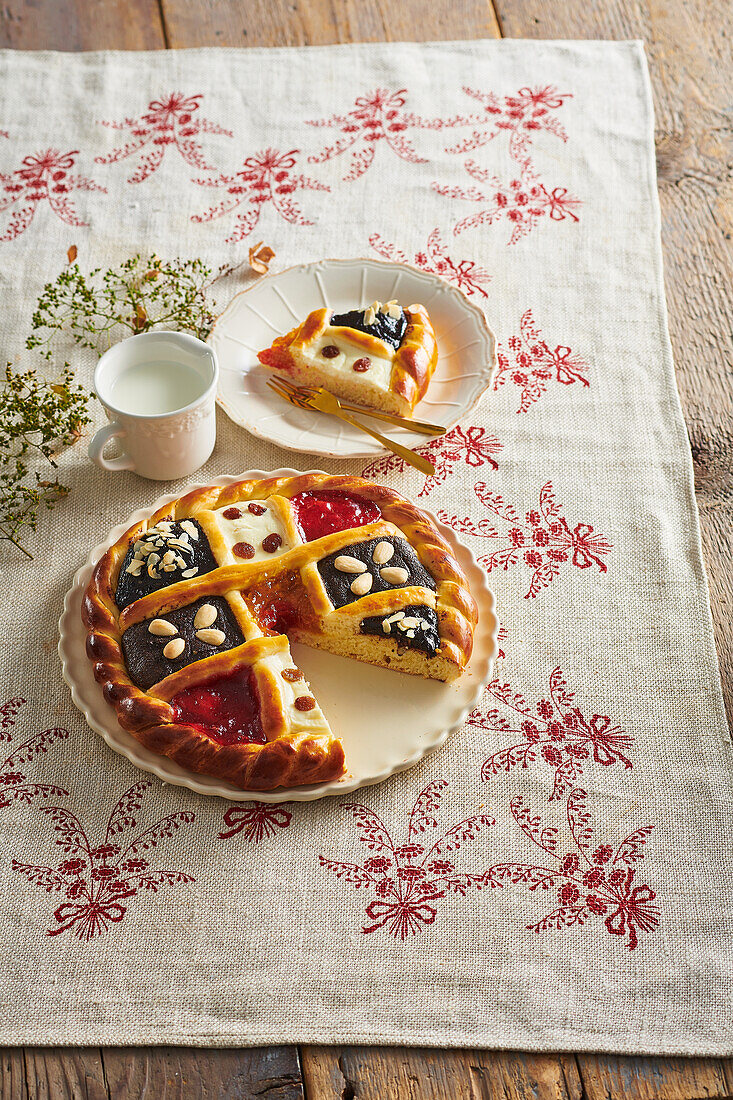 Yeast dough cake with quark, poppy seeds and fruit fillings