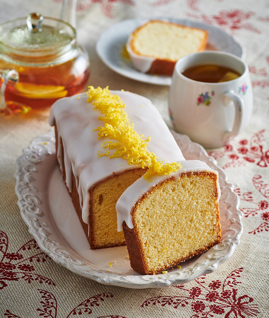Lemon cake with icing and lemon zest