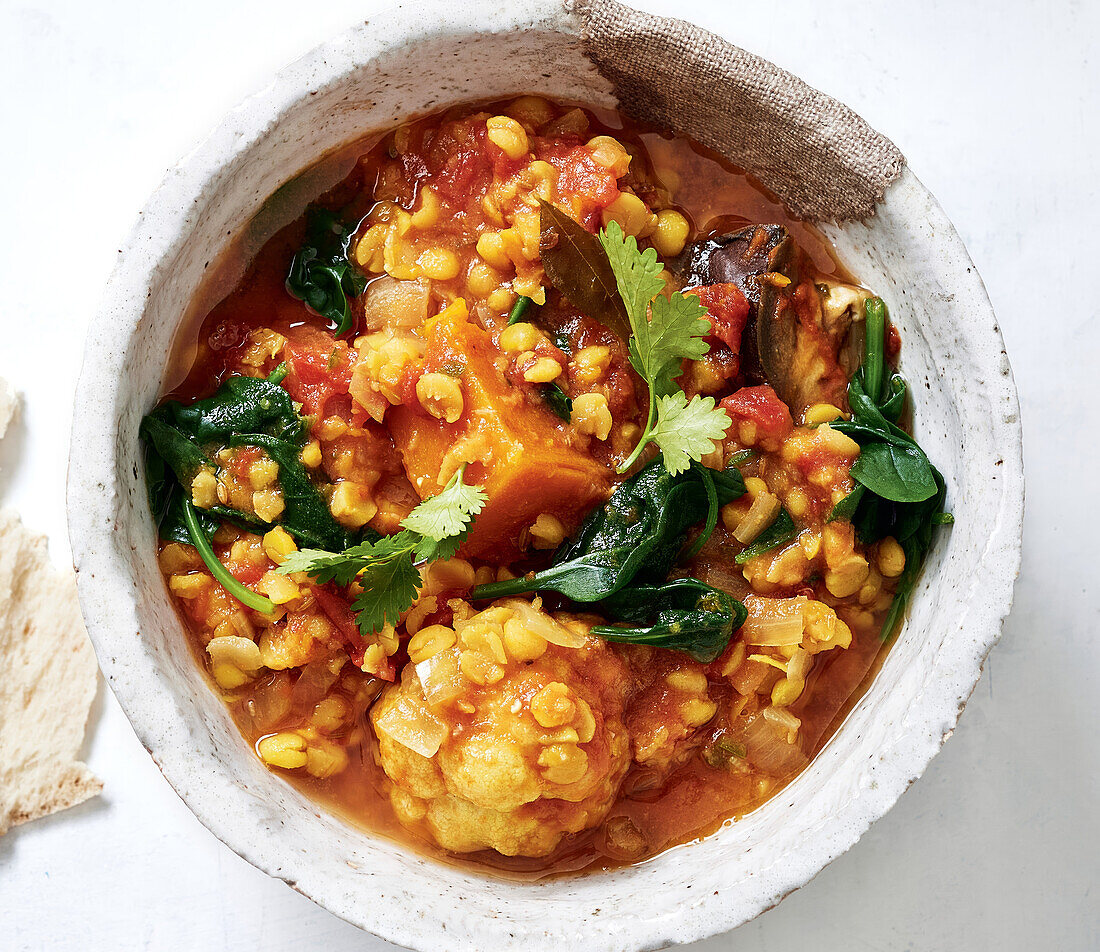 Lentil dal with vegetables from the slow cooker