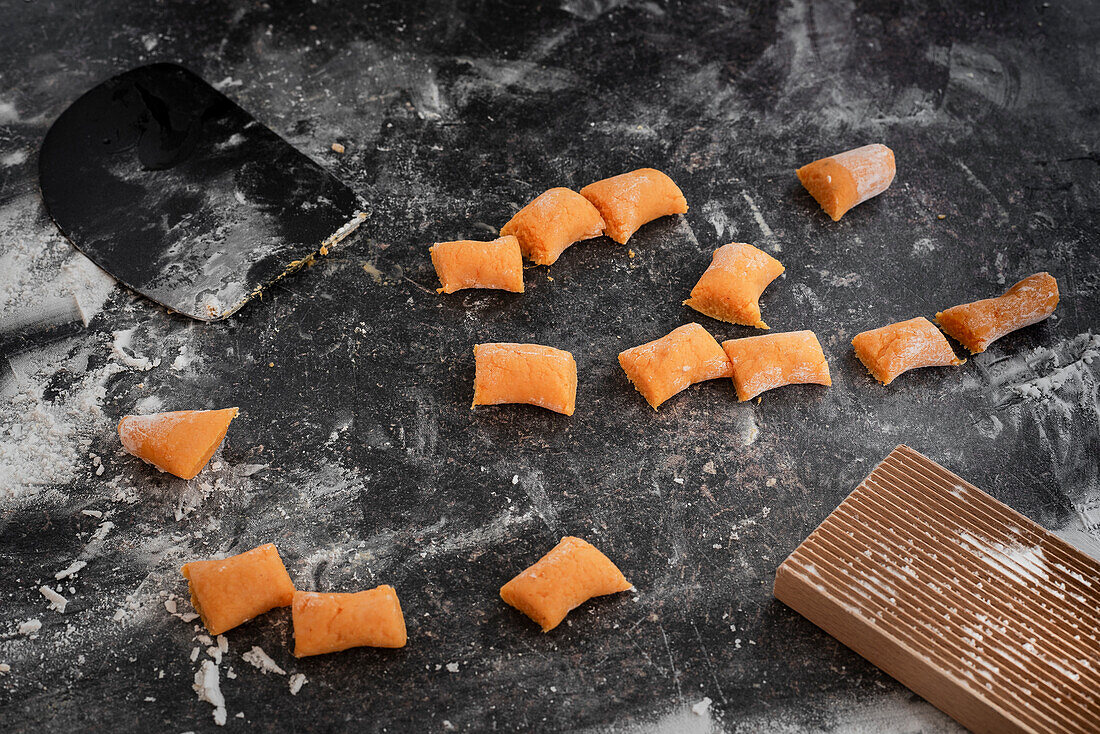 Rohe Süßkartoffel-Gnocchi