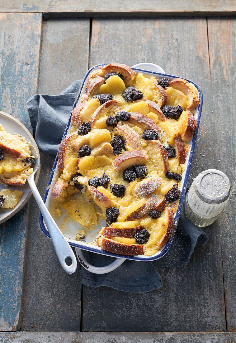 Pineapple and poppy seed casserole with yeast plait