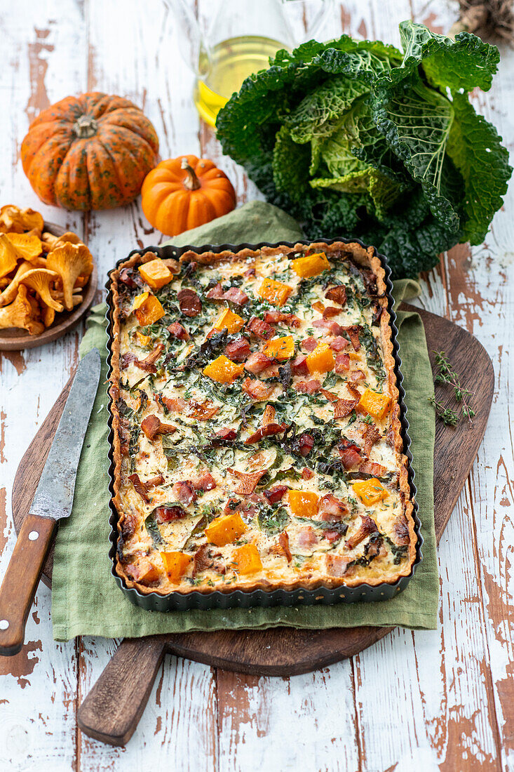 Pumpkin and savoy cabbage quiche with chanterelles