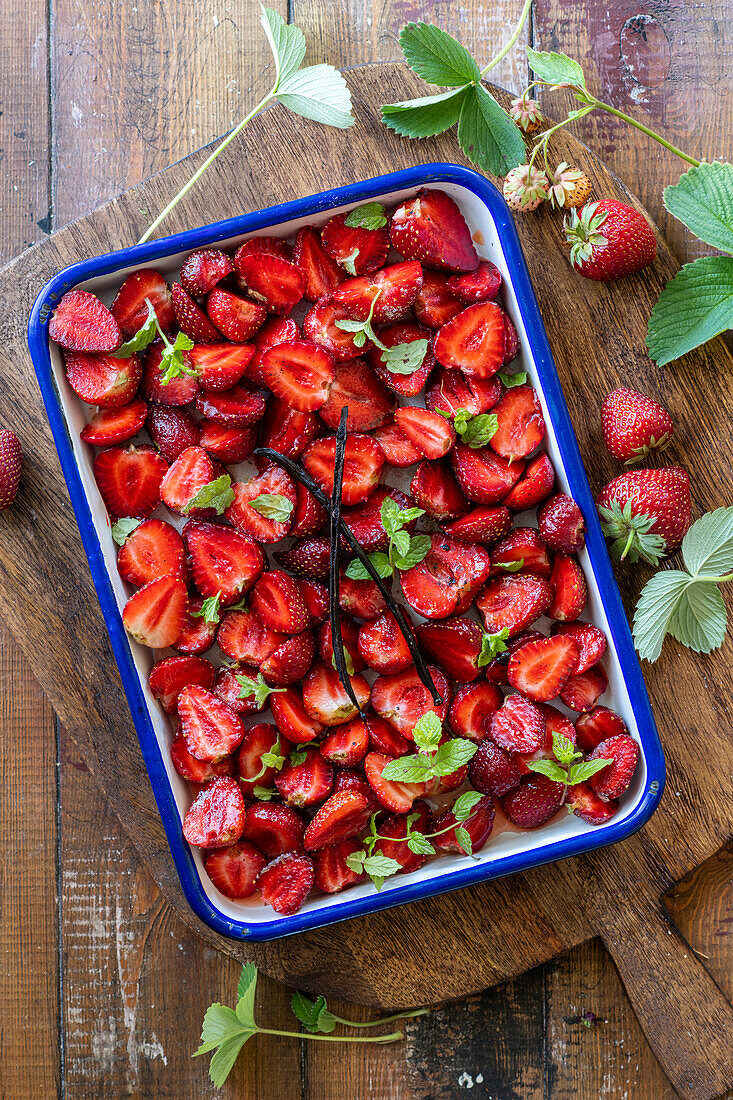 Oven-baked strawberries with fresh vanilla