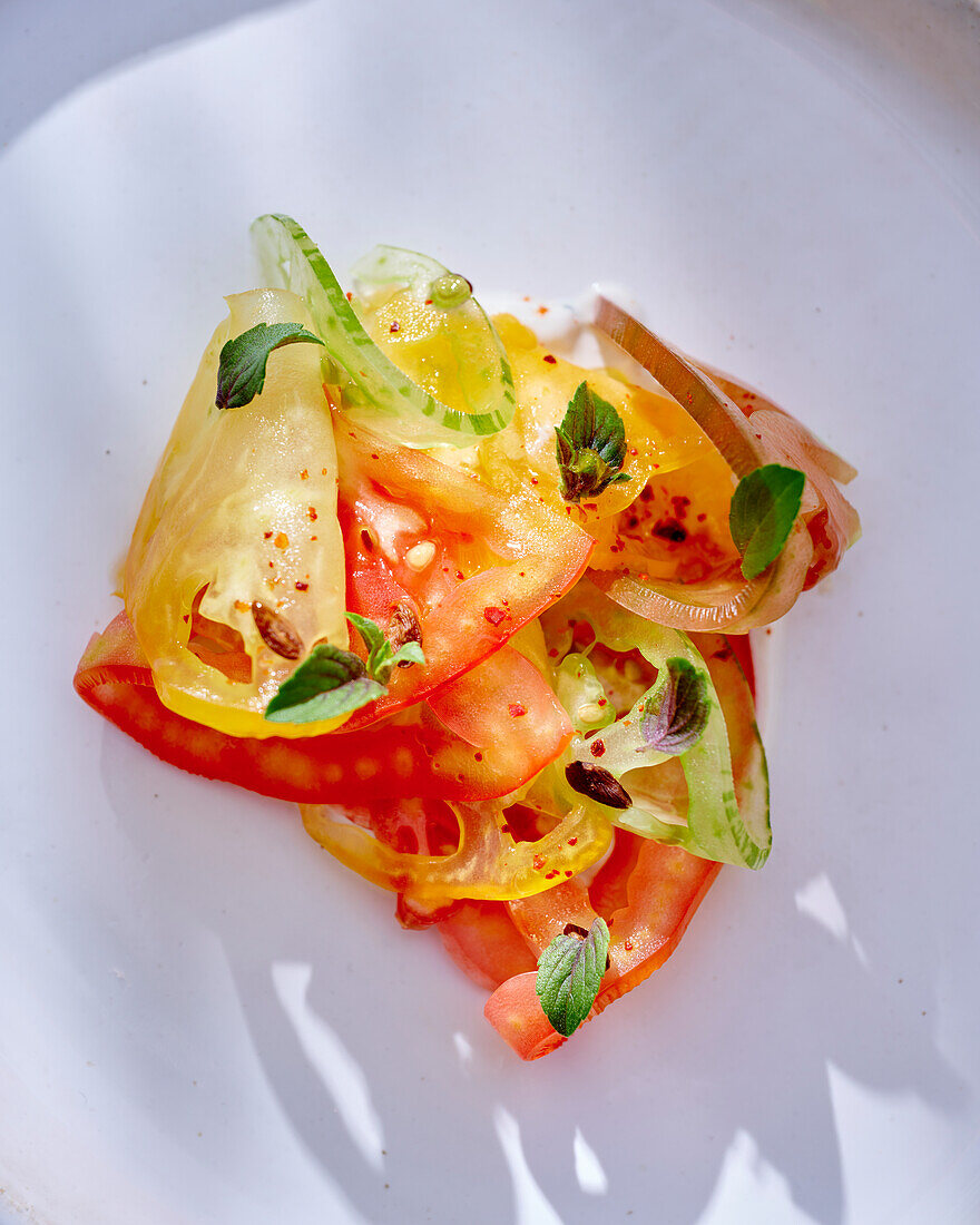 Colourful tomato carpaccio