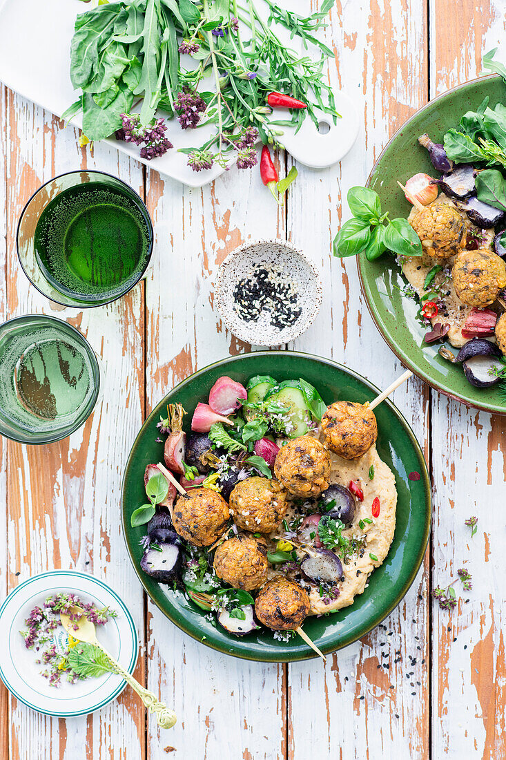 Homemade falafel with hummus and fresh salad