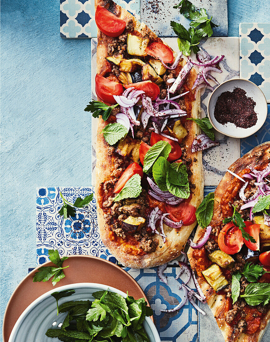 Flatbread with lamb and fried aubergine