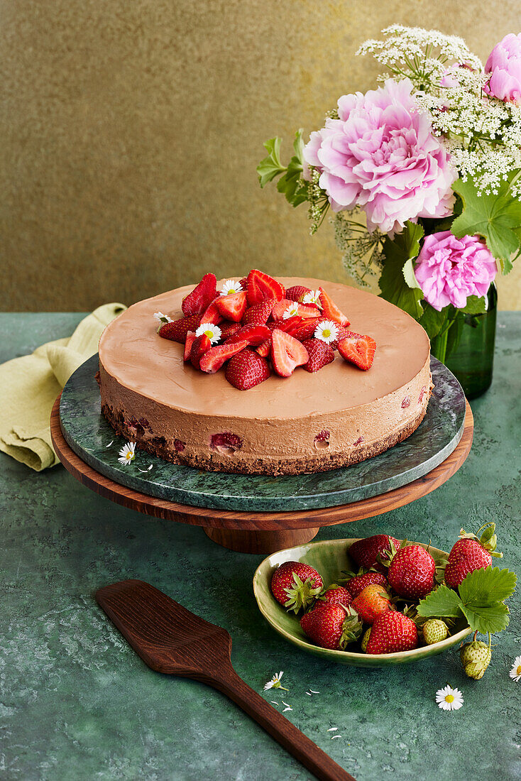 Strawberry and chocolate cake