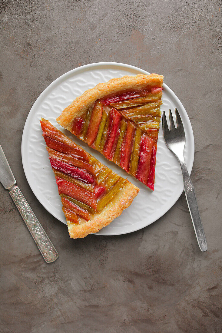 Rhubarb tart