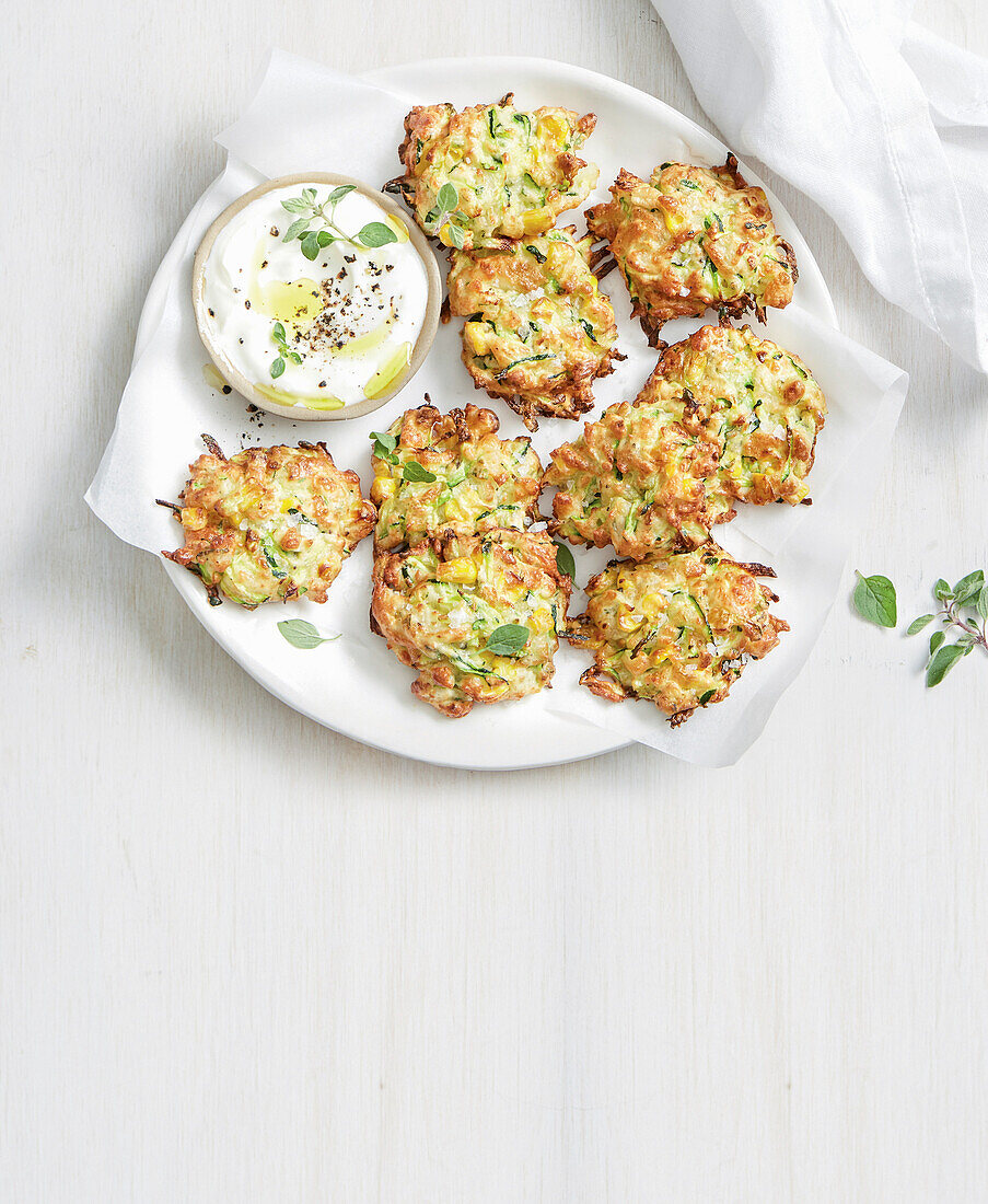 Courgette and sweetcorn halloumi pancakes with dip