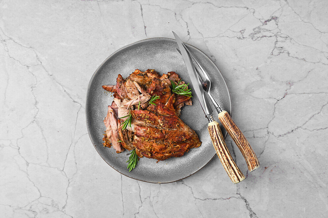 Pulled Lamb mit Rosmarin