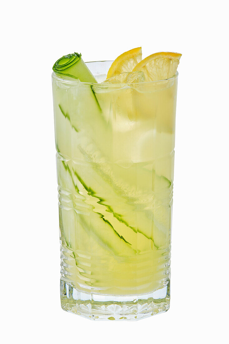 Lemon and cucumber lemonade