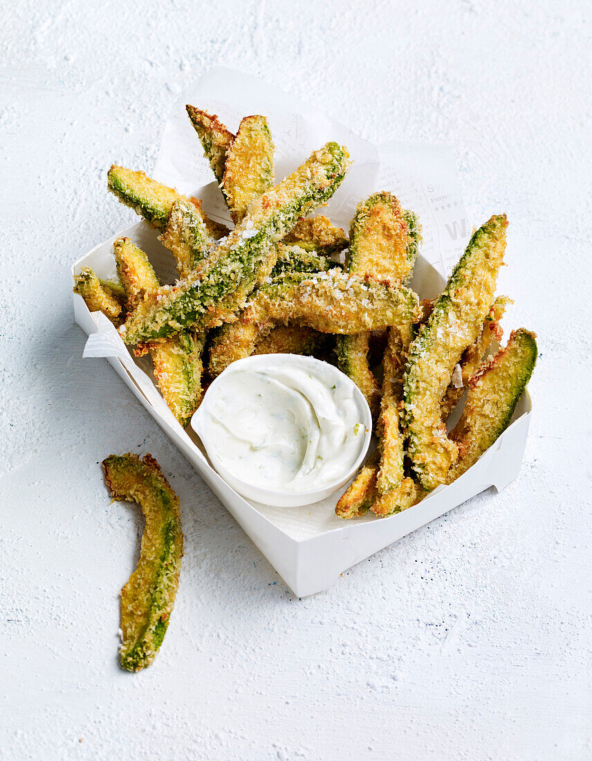 Avocado-Pommes mit Limetten-Dip