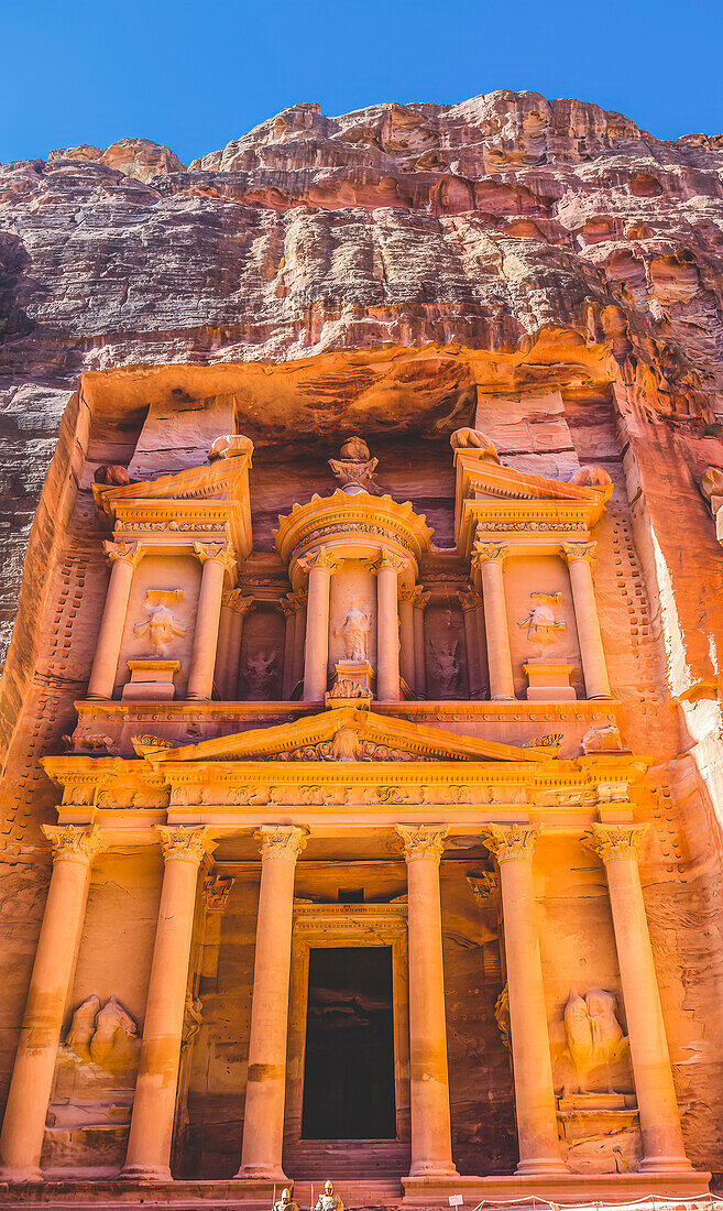 Schatzkammer, Petra, Jordanien. Von den Nabatäern 100 v. Chr. erbaut.