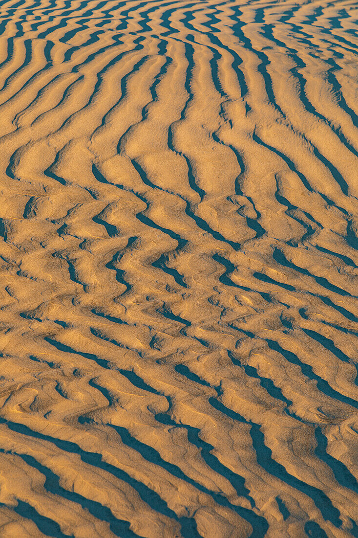 Guerrero Negro, Mulege, Baja California Sur, Mexiko. Sanddünen bei Sonnenuntergang entlang der Westküste.