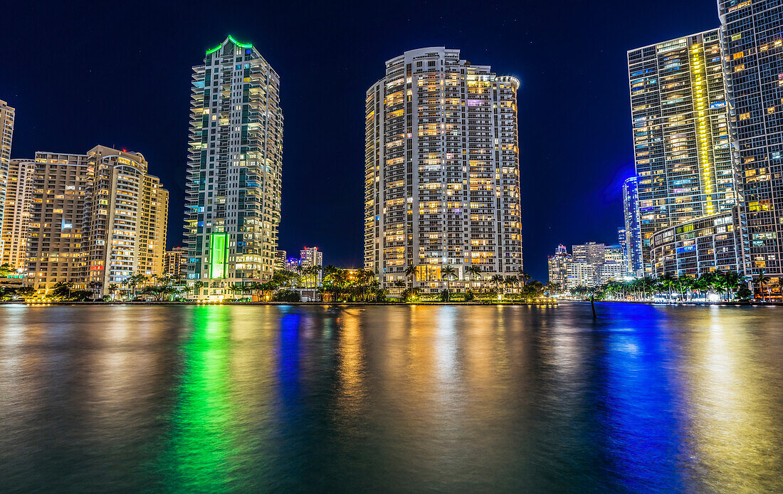 Downtown riverwalk, Miami, Florida