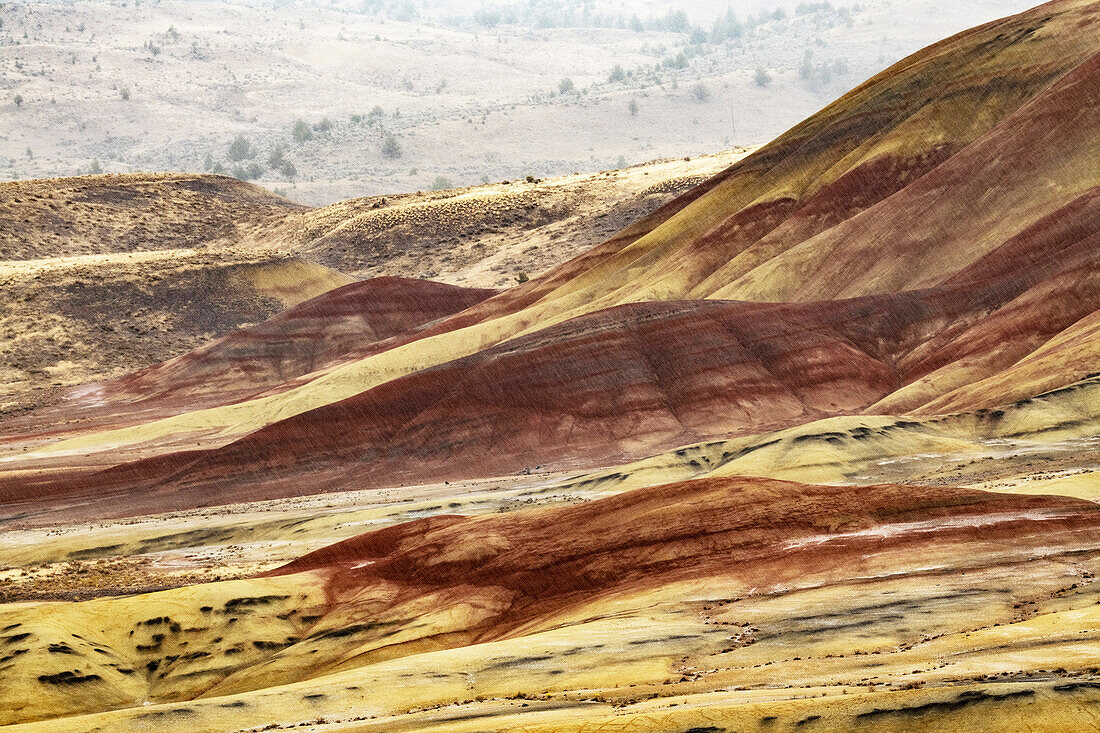 USA, John Day Fossil Beds, Painted Hills Unit Overlook