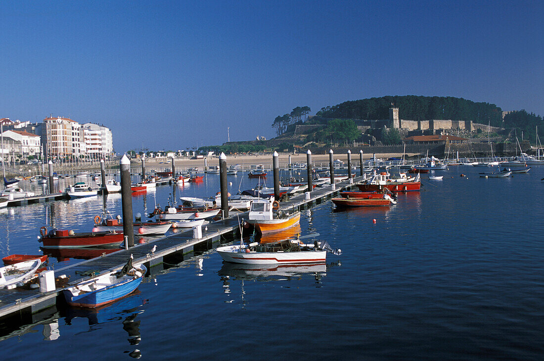 Uferpromenade und Hafen Â