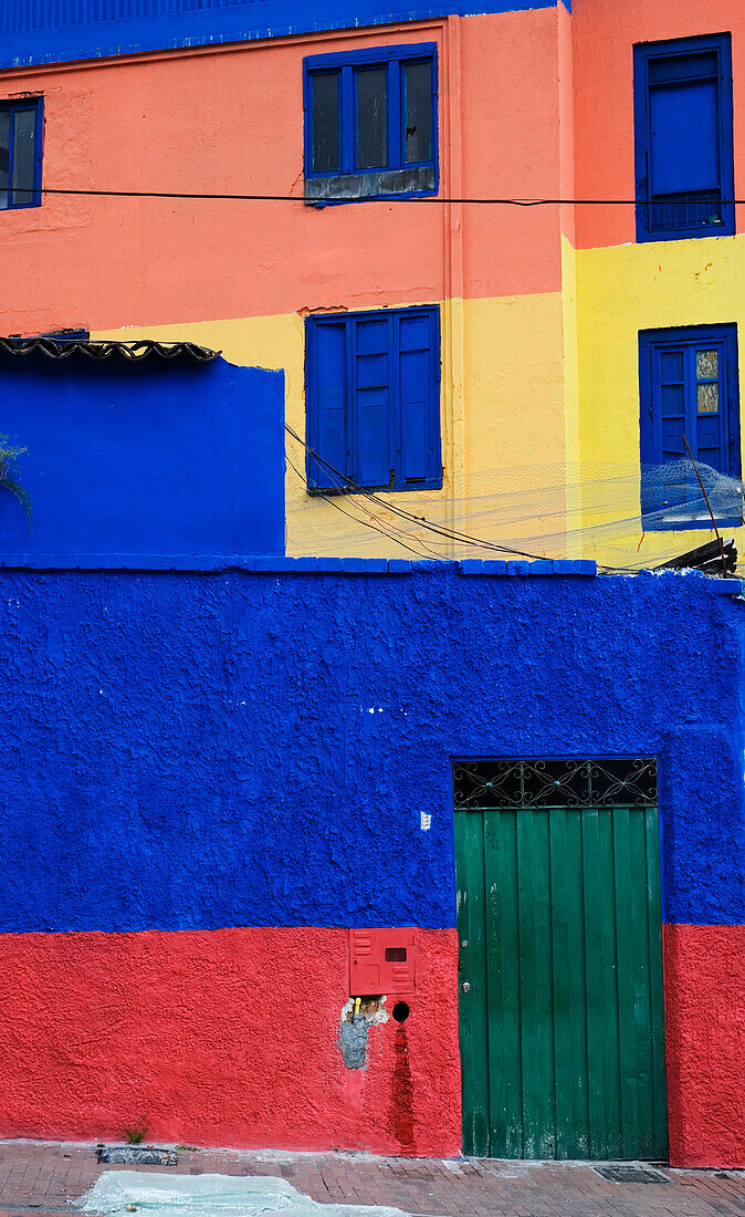 Buntes Haus in La Candelaria; Bogota, Kolumbien