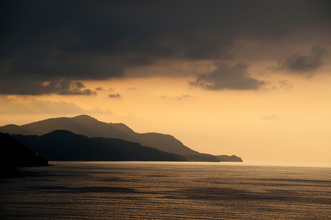 Sonnenuntergang vom Mirador De La Hilandera, Deba, Baskenland, Spanien