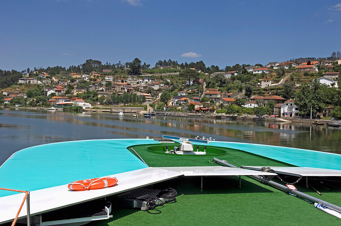 Flusskreuzfahrt im Douro-Tal, Portugal.