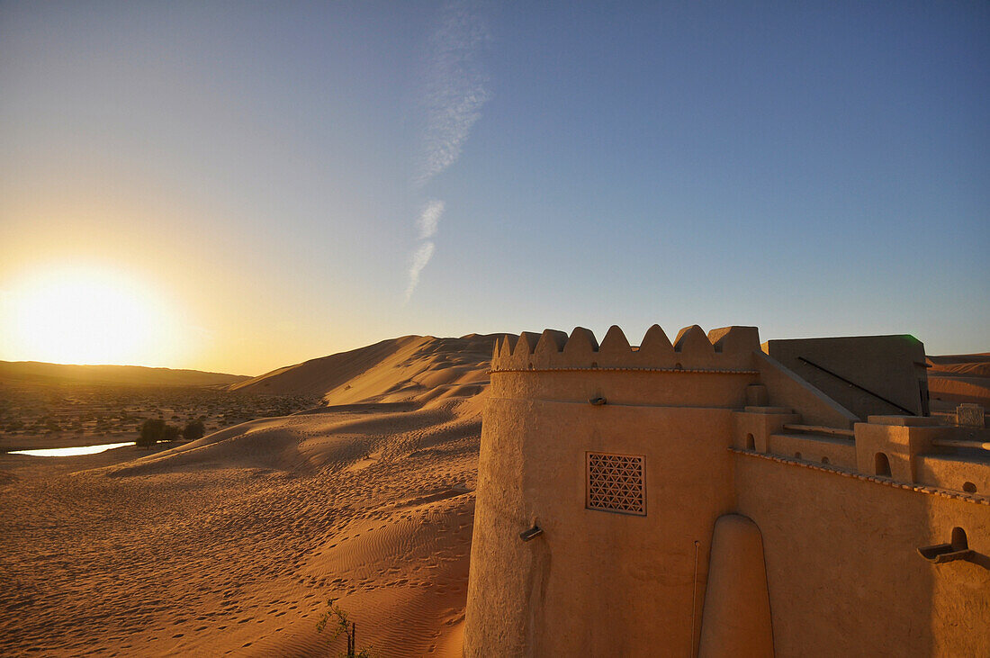 Vereinigte Arabische Emirate, Abu Dahbi, Qasr al Sarab, Leeres Viertel, Liwa-Wüste bei Sonnenuntergang