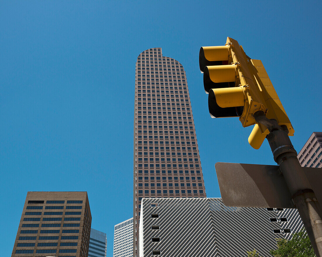 USA, Colorado, Wells Fargo Centre; Denver