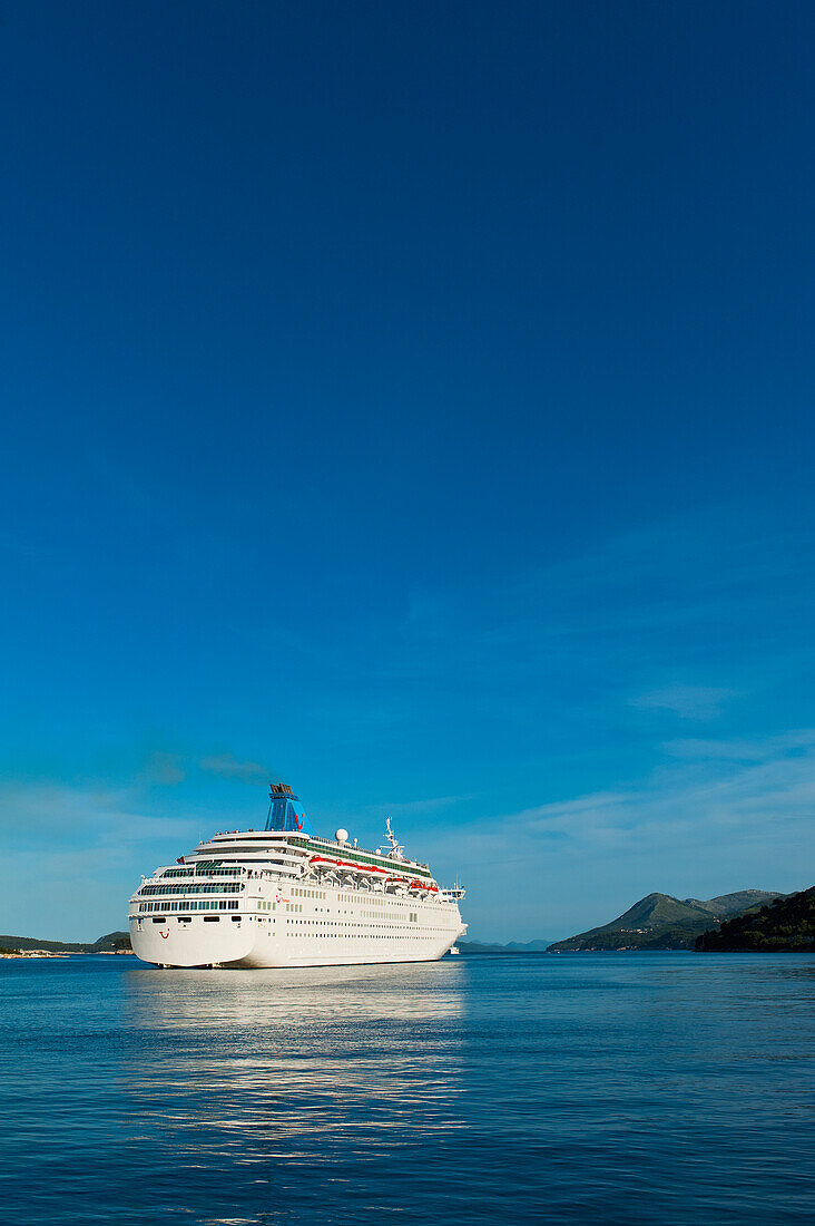 Croatia, Thomson Majesty cruise ship coming into port; Dubrovnik