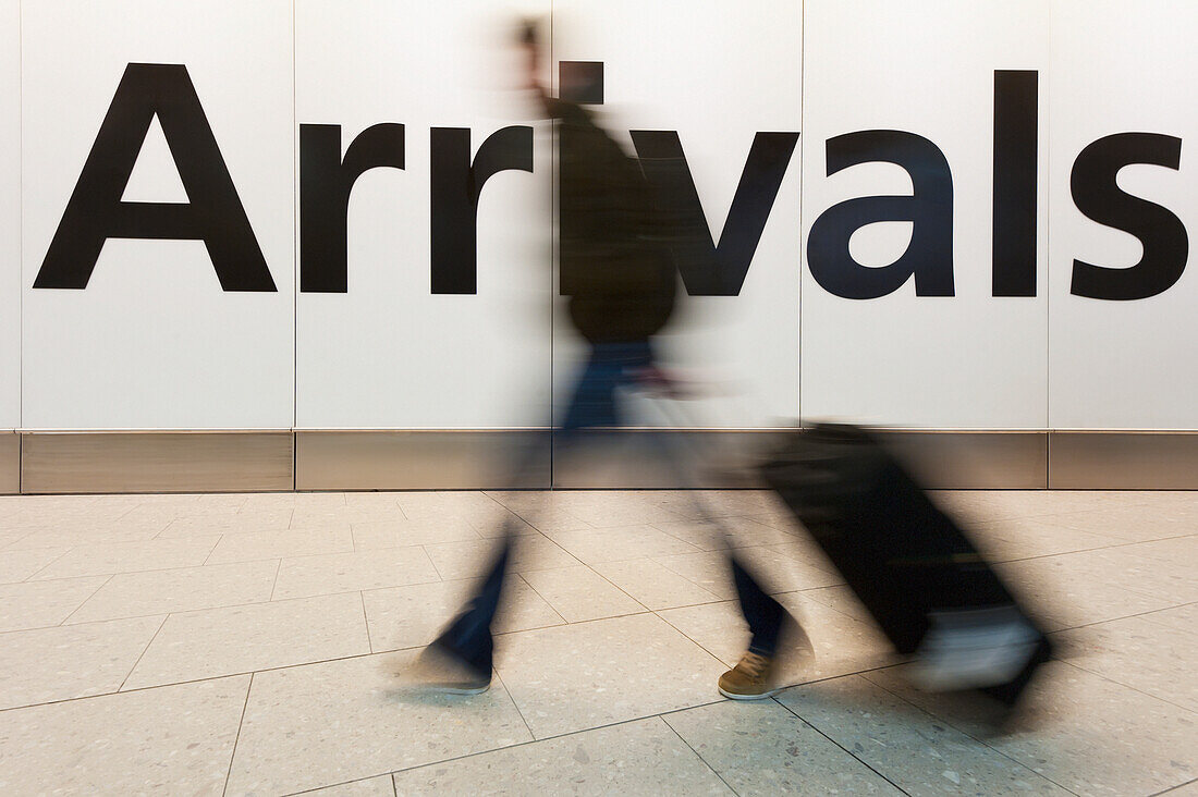 England, Heathrow; London, Airport scene