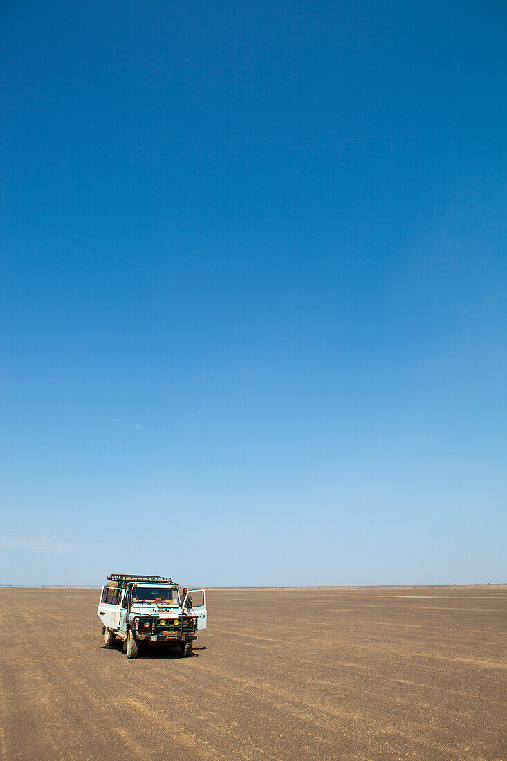 Kenia, Durchqueren einer abgelegenen Wüste; Chalbi-Wüste