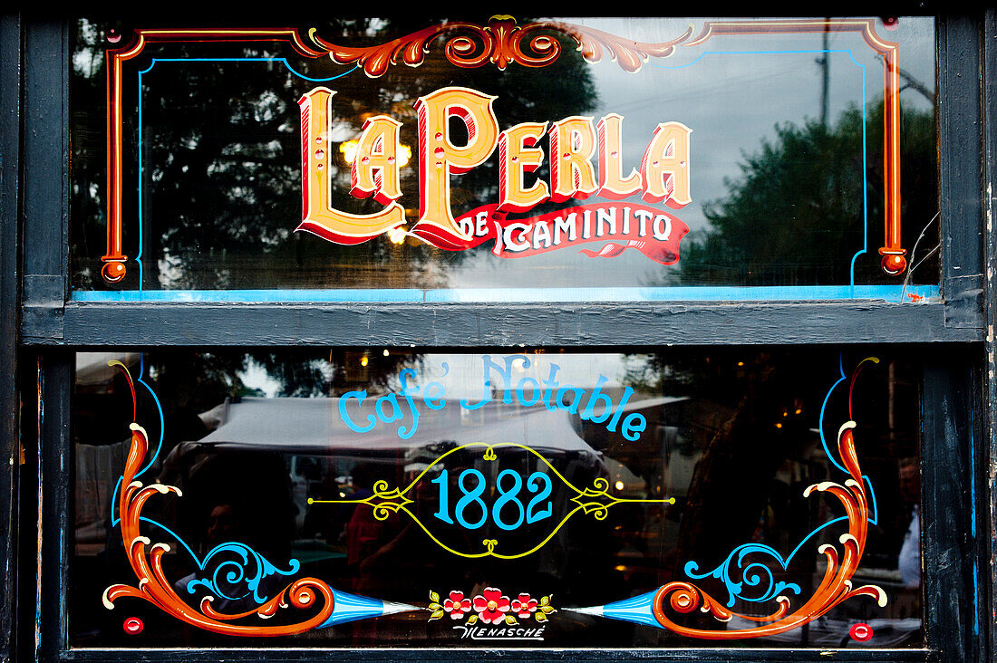 Fenster des Cafés La Perla De Caminito, La Boca, Buenos Aires, Argentinien