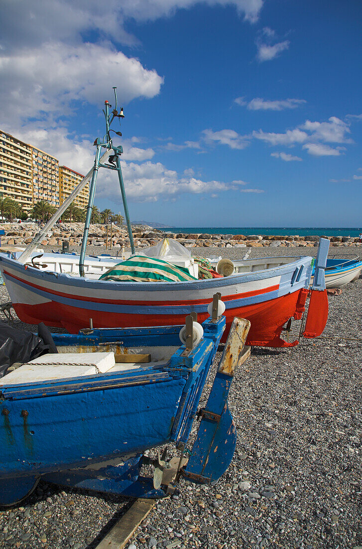 Europa, Spanien, Andalusien, Almunecar Strand Fischerboot