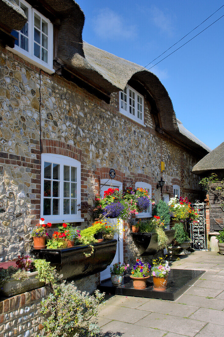 Europe, Uk, England, Sussex, Selsey, Thatched Cottage