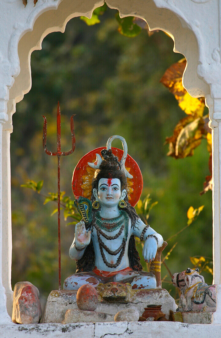 Statue eines religiösen Gottes; Madhya Pradesh, Indien