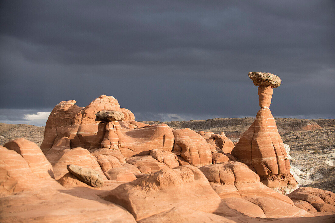 Fliegenpilz-Hoodoos im Grand Staircase-Escalante National Monument in Utah.