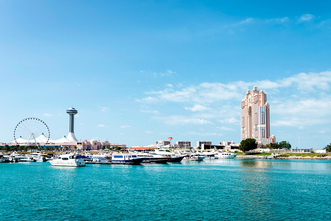Marina Island Harbour, Vergnügungspark und das Atlantis Hotel in Abu Dhabi City; Abu Dhabi, Vereinigte Arabische Emirate