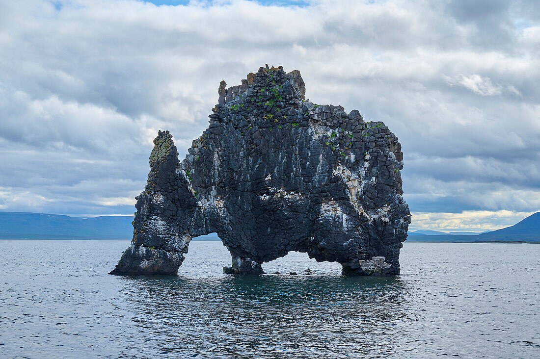 Basalt rock formation of Hvitserkur in Húnaflói in Vatnsnes Peninsula in the Northern Region of Iceland; Vatnsnes Peninsula, Nordurland Vestra, Iceland