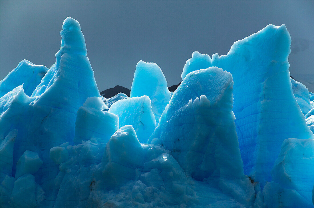 Ein Detail des Eises an der Vorderkante des Grey Glacier, Patagonien, Chile; Grey Glacier, Torres del Paine National Park, Patagonien, Chile.