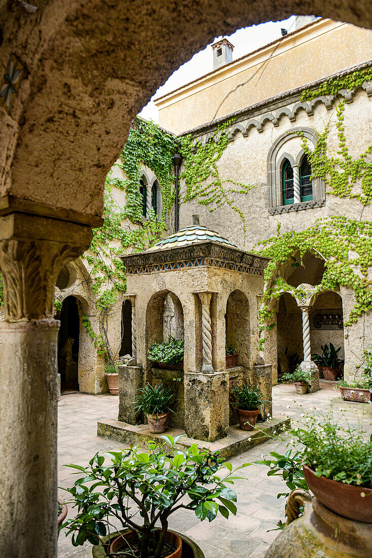 Villa Cimbrone Courtyard, The Cloister at the Hotel Villa in the resort town of Ravello; Ravello, Salerno, Italy